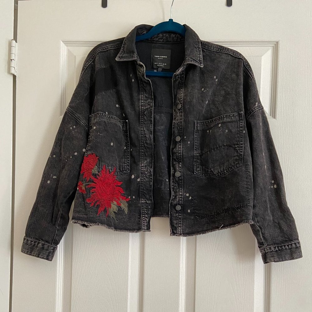 Zara Cropped Denim Jacket w/ Embroidery